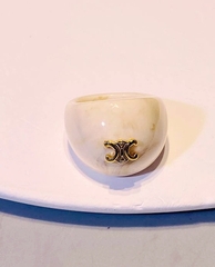 84568 - Кольцо печатка крупная из акрила с лого CELINE