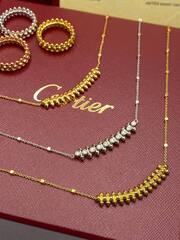 Колье CLASH - шипы в качестве VGOLD с подвеской