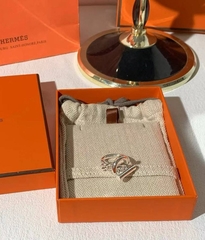 16732 -Кольцо FARANDOL из не родированного серебра с замком тогл