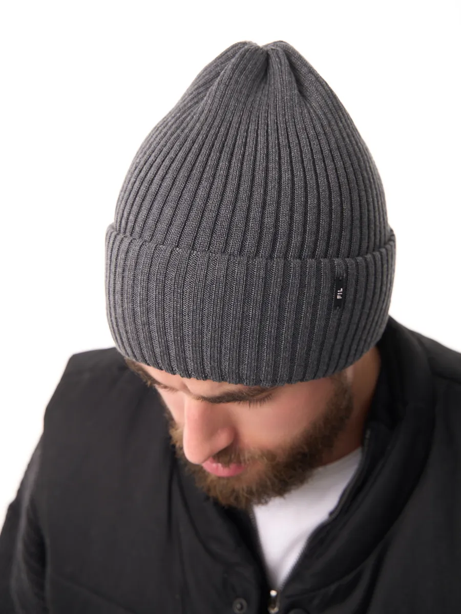 Шапка осенняя бини вязаная зима