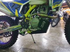Пластиковая защита KTZ для мотоцикла MOTOLAND XT250 ST-W (170MM) 2023