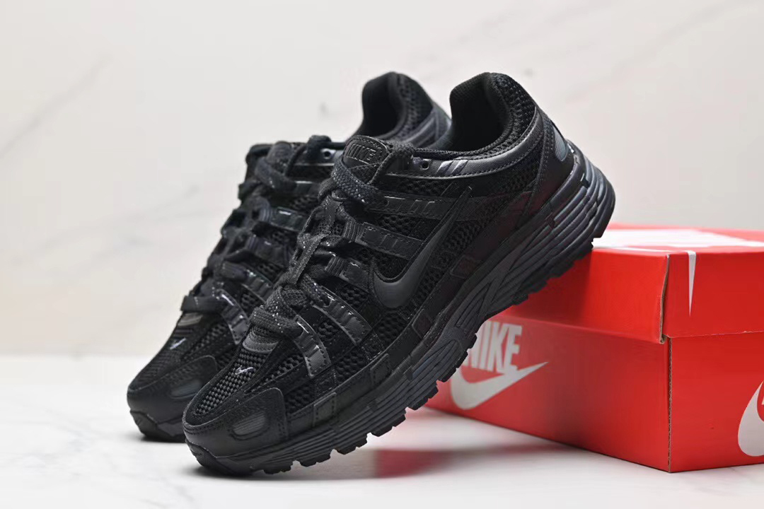 Boys all black nike deals