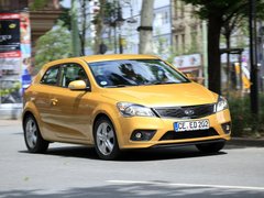 Чехлы на Kia Ceed Pro 2007–2012 г.в.