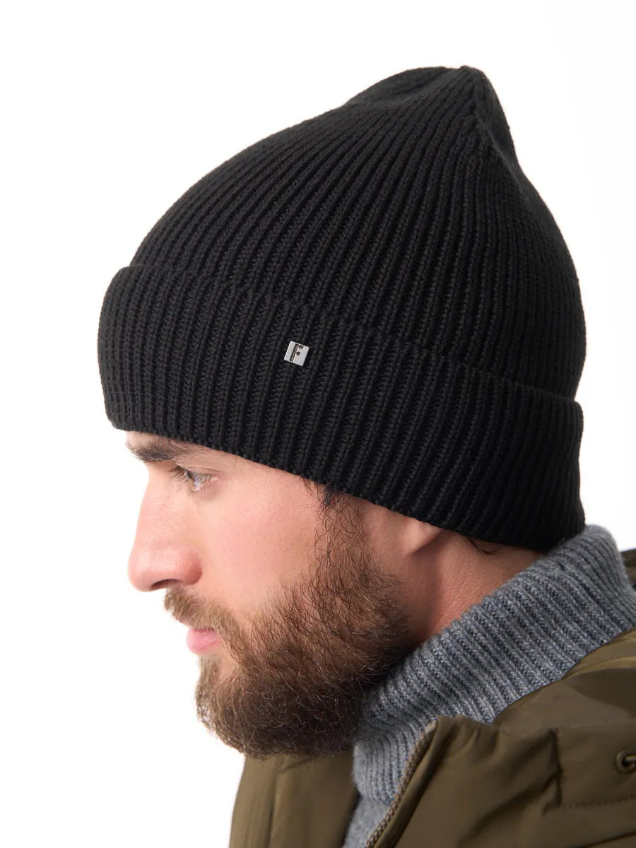 Шапка зимняя на флисе вязаная осень