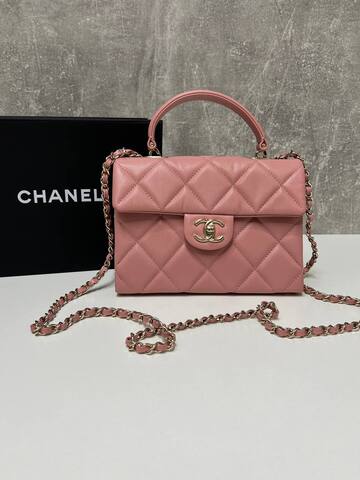 Стеганая мини-сумка Chanel с ручкой розовая