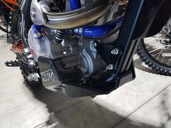 Пластиковая защита KTZ для мотоцикла BSE Z7 (ZS174 MN)