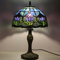 Настольная лампа Skully Tiffany Purple Tulip витражная металл-стекло