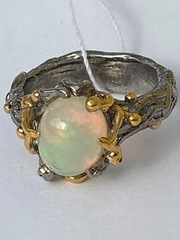 Вика-опал (серебряное кольцо с позолотой)