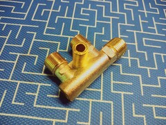 Держатель QUATTRO ELEMENTI DV370-50 воздушной магистрали (770-278-032)