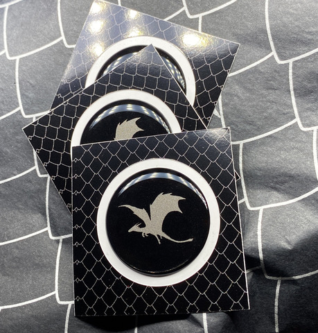 Наклейка (1 шт, возможен брак - небольшие царапины)