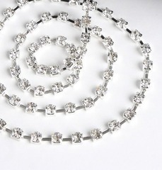 Цепь со стразами, ss16, ш. 4 мм, серебро в серебряной оправе