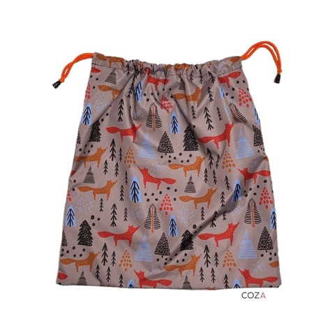 Мешок COZA для хранения вещей с принтом "Лисы", коричневый фон, на шнурке, 33х37 см