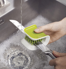 Щетка для столовых приборов и ножей bladebrush, зеленая