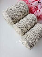 Ivory polyester cord 4 mm