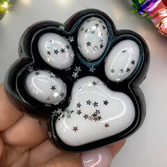 Игрушка-антистресс, тянучка, Лапка со звездами, двухцветная, Черный/Белый, 8*7,5*2,5 см, 1 шт.