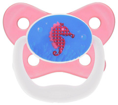 Пустышка PreVent БАБОЧКА, 12+ месяцев, с крышкой, для девочек (стандарт)