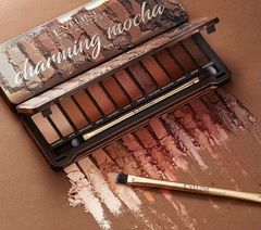 EVELINE Палетка теней для век 12 тонoв CHARMING MOCHA 12г
