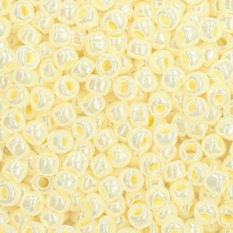 Японский бисер TOHO Round 8/0 (№142), жемчужный глянцевый