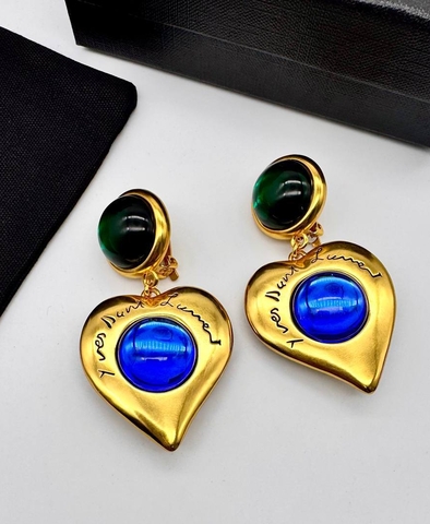 sergi-klipsy-iz-latuni-ysl