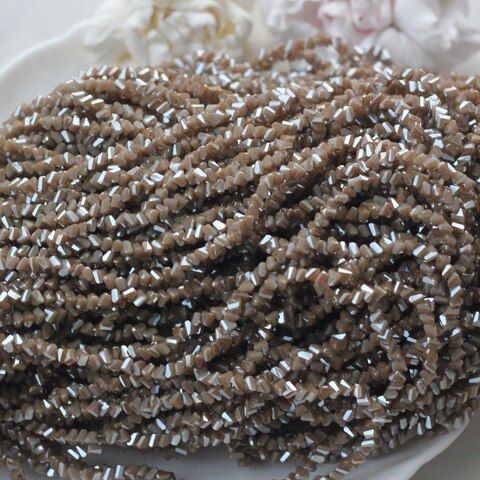 Хрусталь (стекло) граненный, тёплый тауп 4*3 мм, 1 нить, С017