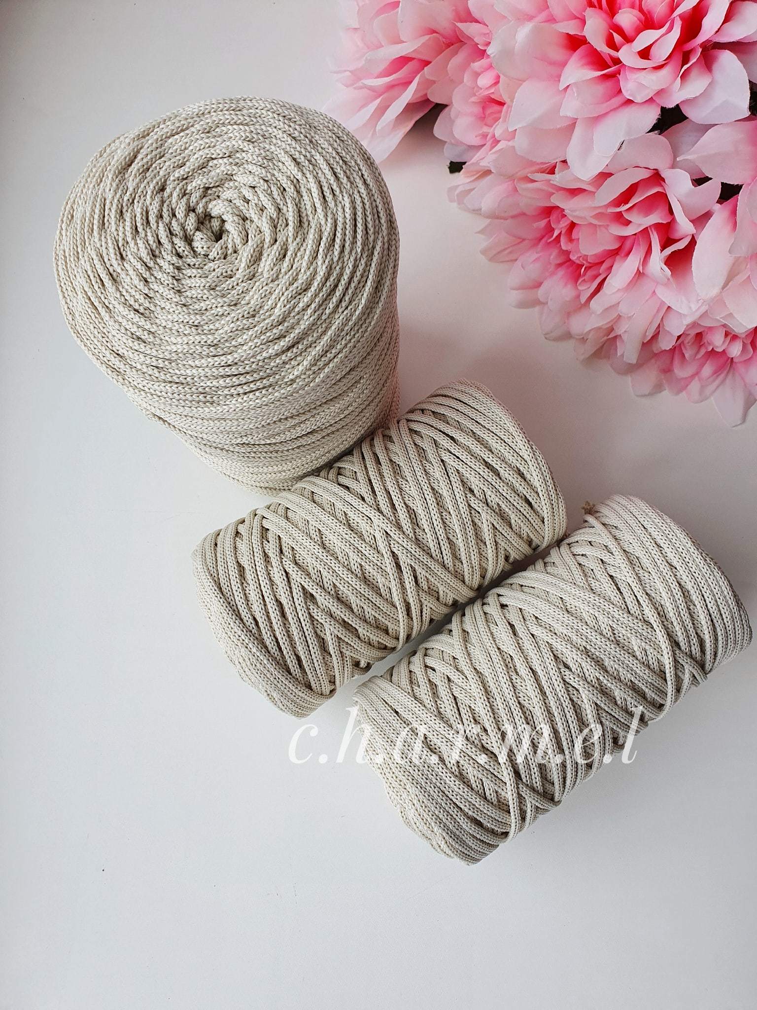 Ivory polyester cord 4 mm от Charmel