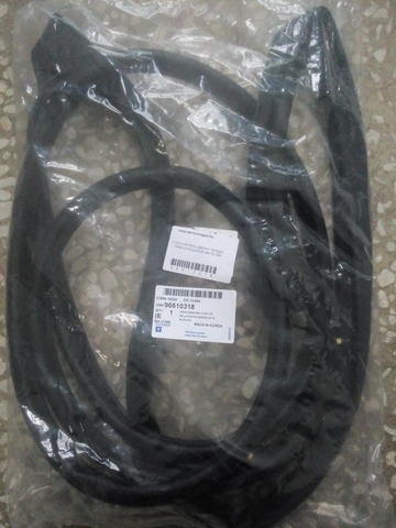 УПЛОТНИТЕЛЬ ДВЕРИ ПЕРЕДН ПРАВ СПЛОШНОЙ MATIZ GM