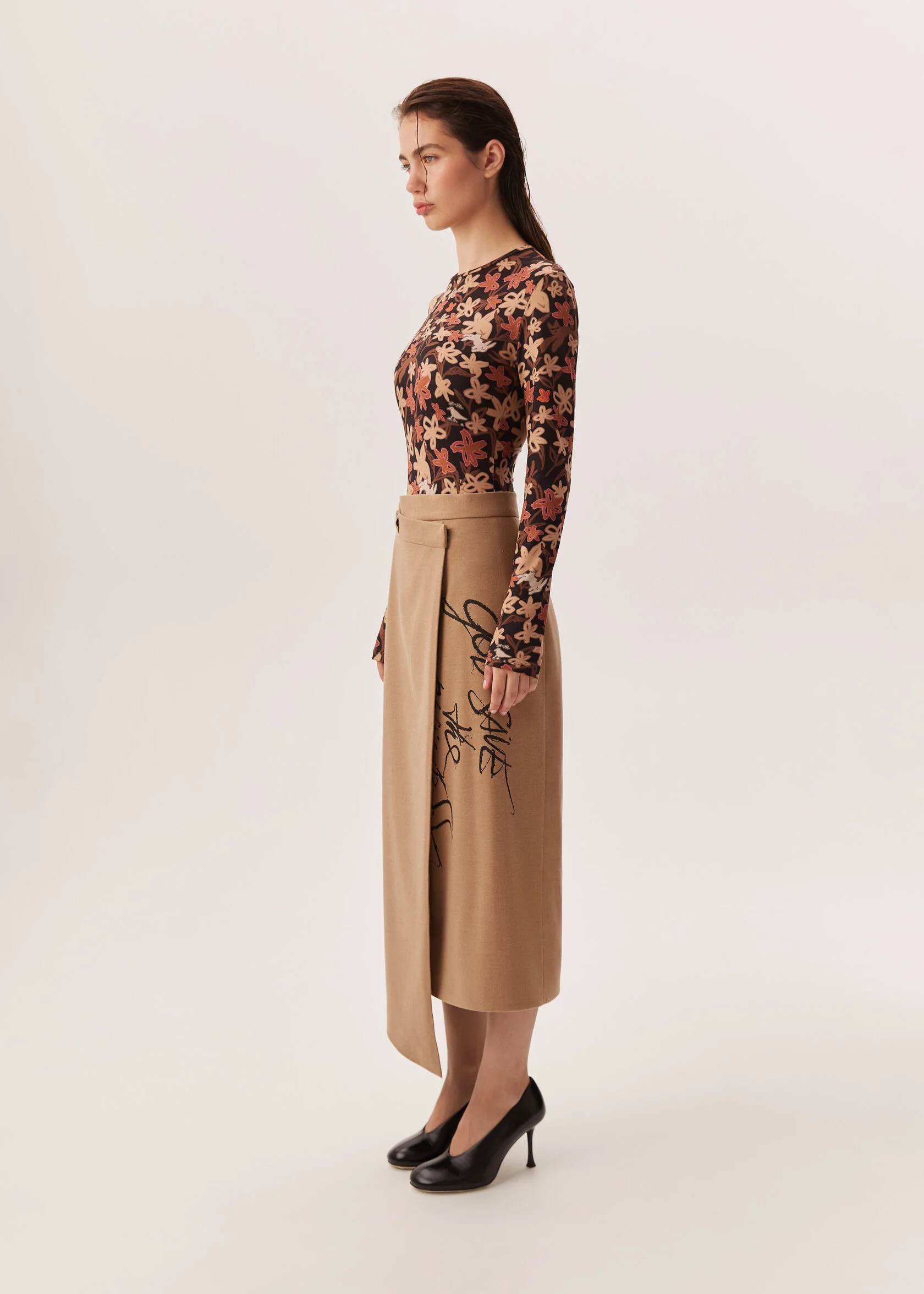 Юбка-миди GOD SAVE THE PRINCESS песочного цвета