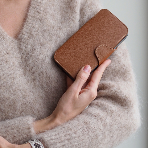 Чехол с кардхолдером для iPhone 17 Pro Max из кожи теленка, цвета карамель