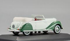 Renault Suprastella Coach 1939 IXO Museum Collection 1:43