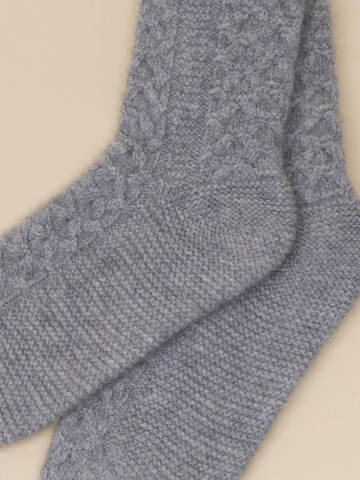 Женские носки серого цвета из 100% кашемира - фото 3