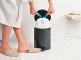 Мусорный бак newIcon с педалью 5 л, артикул 233463, производитель - Brabantia, фото 2