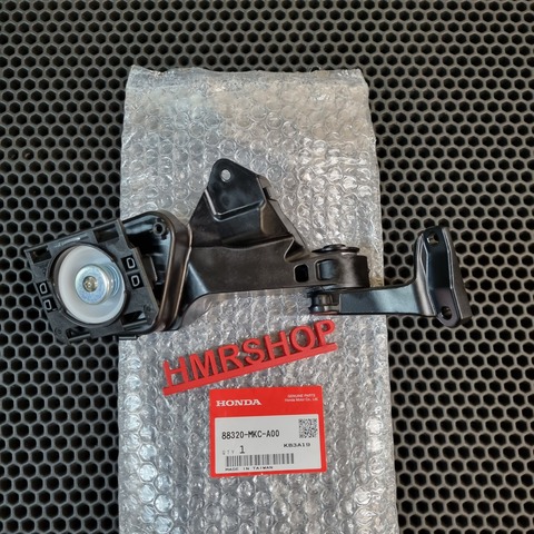 Honda Кронштейн зеркала GL 1800 2018-н.в. левый 88320-MKC-A00