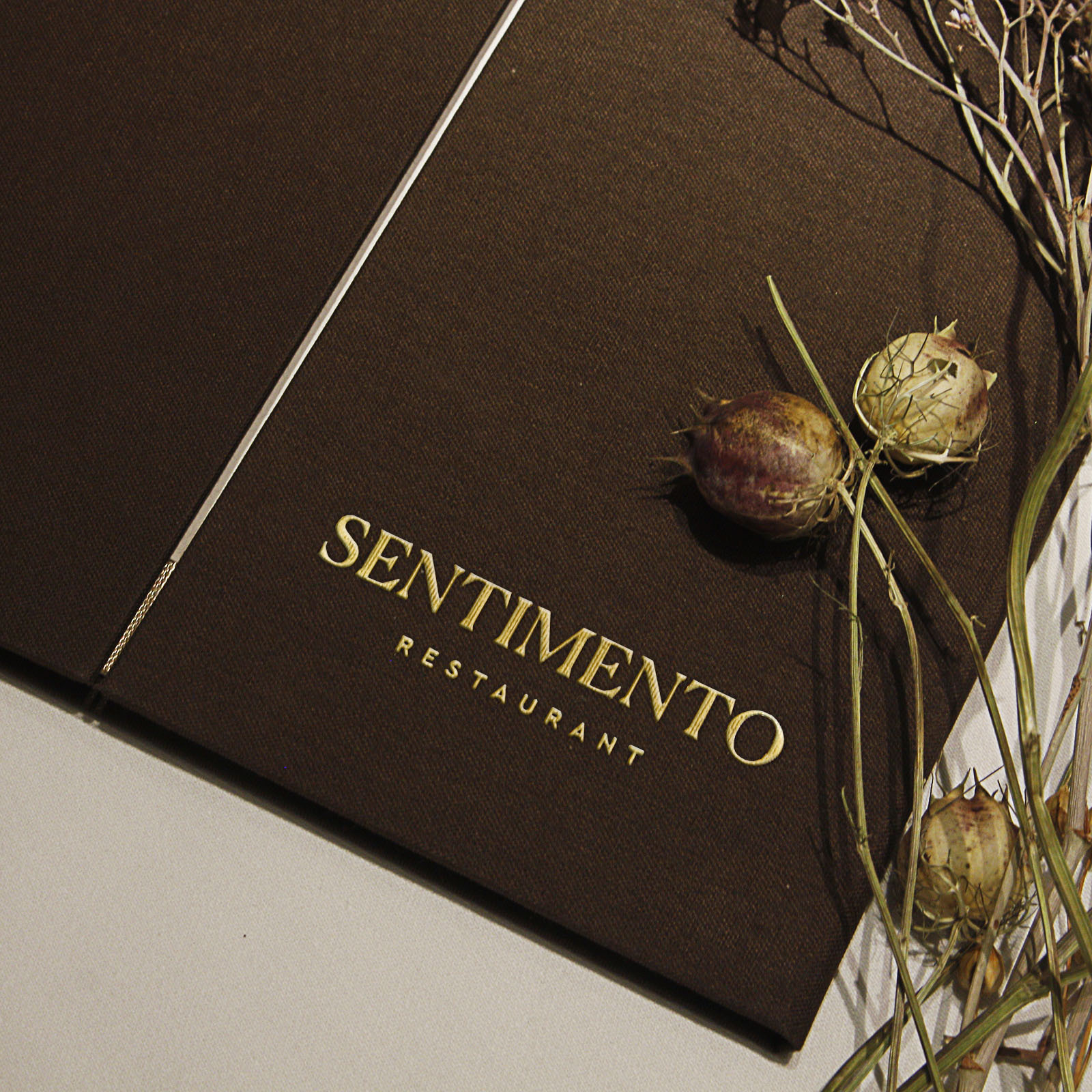 Верстка и печать листов меню ресторана Sentimento