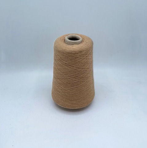 Бобинная пряжа (пр.Италия),1500м/100гр, 80% шерсть, 20% полиамид , цвет -Светлый кэмел арт.31191
