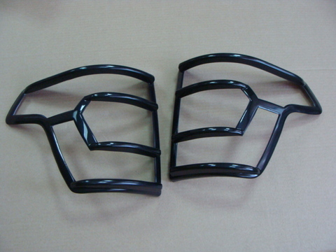 Накладка заднего фонаря УАЗ-Патриот (черн. пластик с 2015) к-т