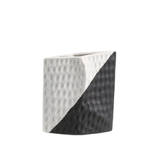 Ваза Black and White Vase B