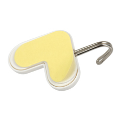 Набор крючков на клеевой основе LOVE, пластик, 4 шт, 6*4 см, белый. MARMITON