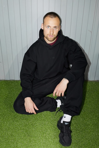 Джоггеры черные "Black on black"