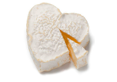 Сыр фермерский Бри, сердечко~100г