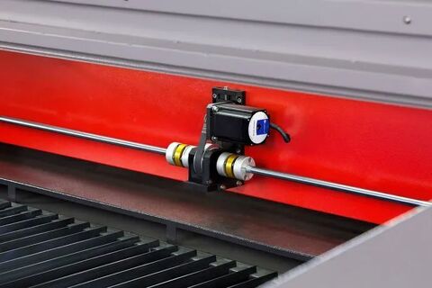 Лазерный станок Raylogic V12 1610