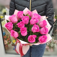 Букет из 15 розовых роз (Кения 40 см)