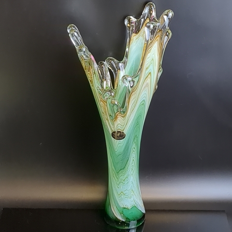Ваза шикарная "Волна" ГХЗ, гутная техника, цветное стекло, 39 см, антуражная винтажная ваза времен СССР 1970-1990 гг