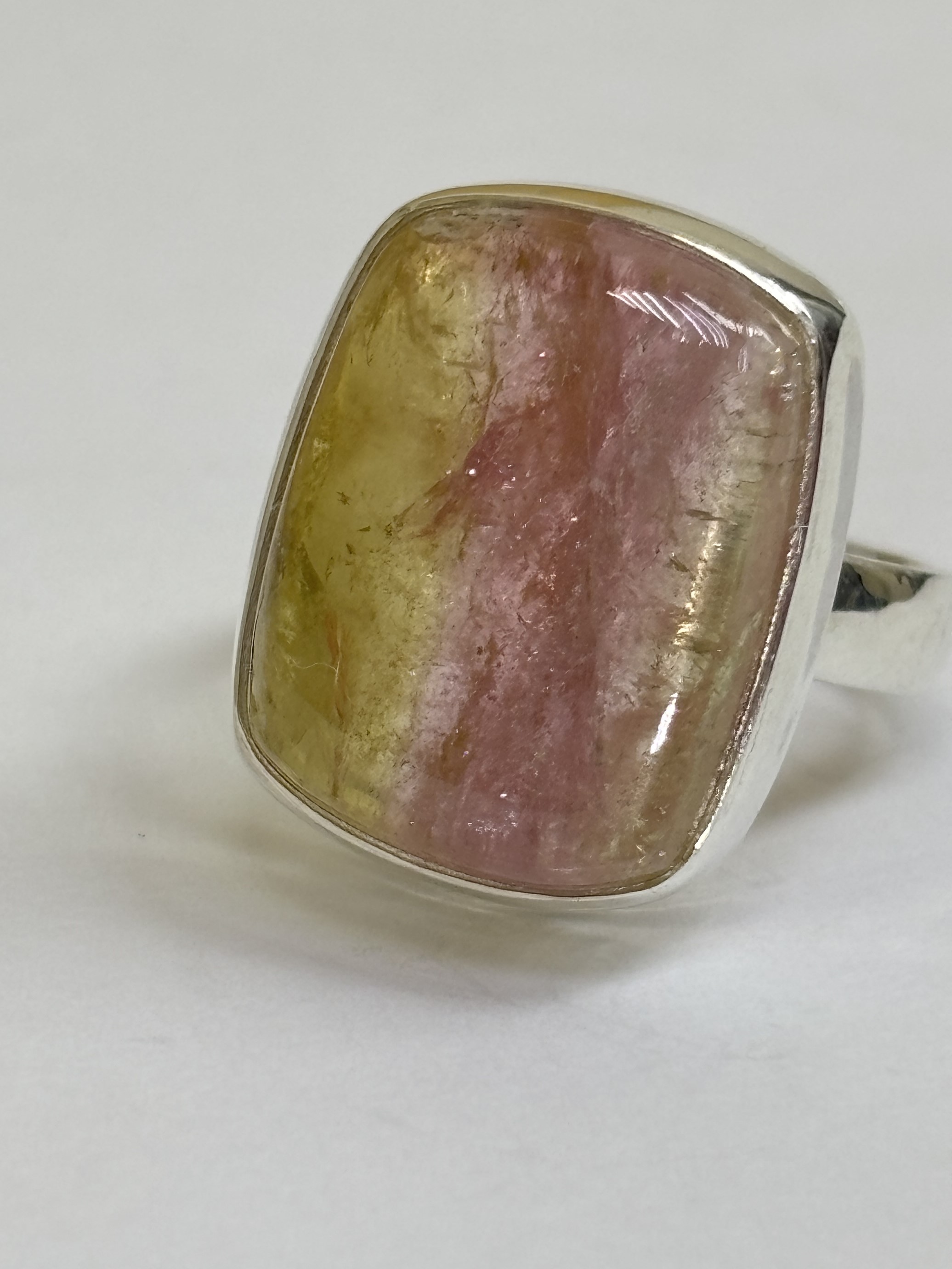 Мелон (кольцо с турмалином)