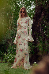 Платье со шлейфом рукав волан