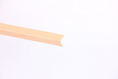 Угол отделочный ПВХ Клен (20х20мм.х2,7м) (261)