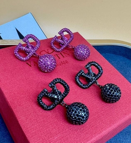 20159- Серьги-пусеты Valentino с подвеской шарик