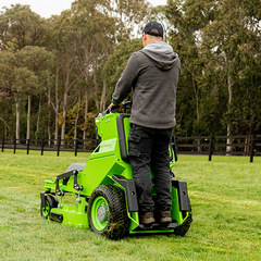 GREENWORKS Райдер садовый аккумуляторный с нулевым радиусом разворота ZTCS92, 82V, 92 см, с АКБ 8 кВтч (7405407)