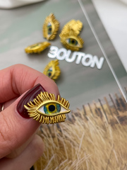 Пуговицы Скиапар. матовое золото в форме глаза с ресничками