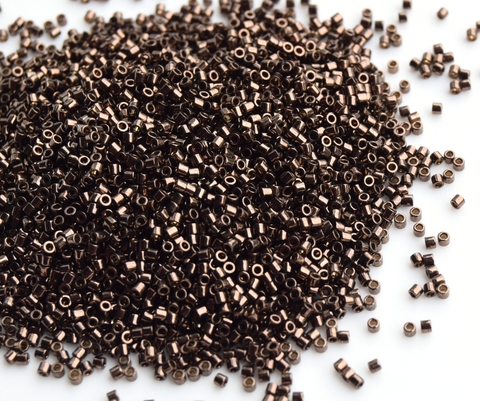 DBS-0022 Бисер цилиндрический Миюки делика 15/0 /Miyuki delica 15/0 Metallic Bronze