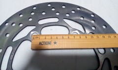 Диск тормозной задний на YAMAHA MT03 2006-2012 г.в. / FZ1 2006-2015 г.в.